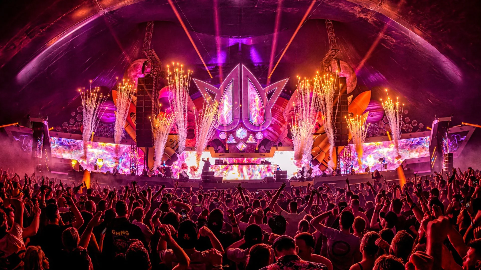 Breaking Benjamin Tour 2025 Unforgettable Live Experience