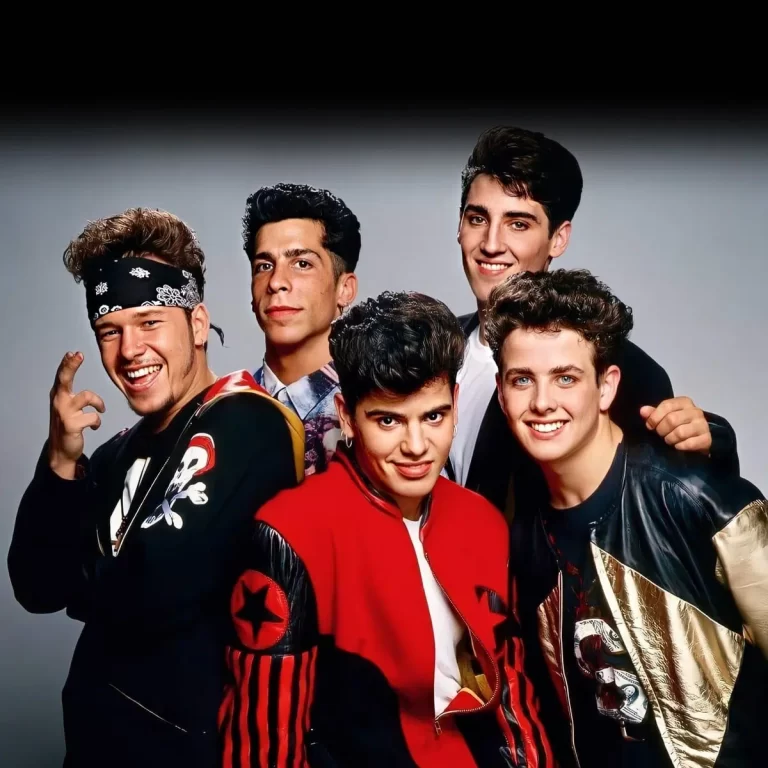 New Kids on the Block Tour 2025 Ultimate Fan Guide! SKZ Tour